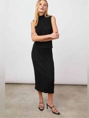 Rails Black Pleated Midi Skirt Elastic Waist Minimalist Classic